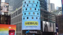 Как Nebius Аркадия Воложа впрыгнула в уходящий ИИ-поезд, конституция для разработчиков суперинтеллекта и опрос о том, пора ли ИИ замедлять
